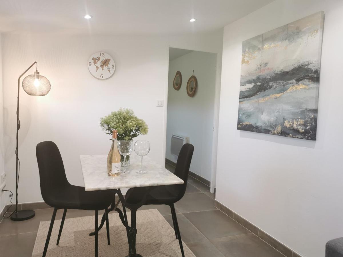 Maison De Vacances L'Hote Champetre Campagne Arlesienne Bagian luar foto