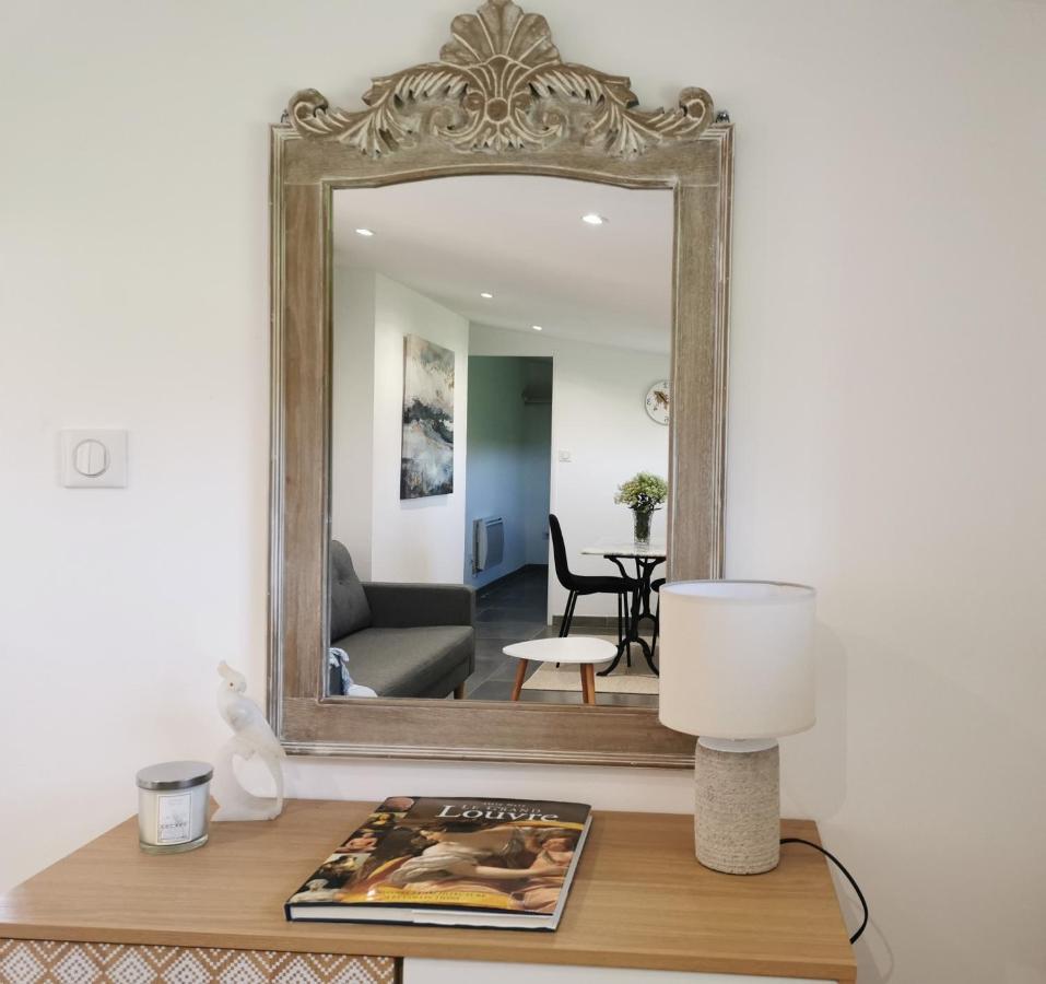 Maison De Vacances L'Hote Champetre Campagne Arlesienne Bagian luar foto